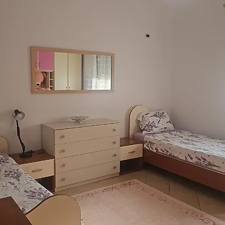 Ne Sauk Apartment Tirana